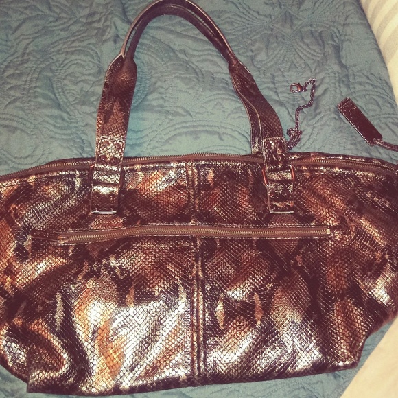 Botkier - Picture 2 of 7